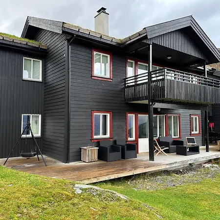 Apartment With Beautiful Panoramic View Skulestadmo Exterior photo